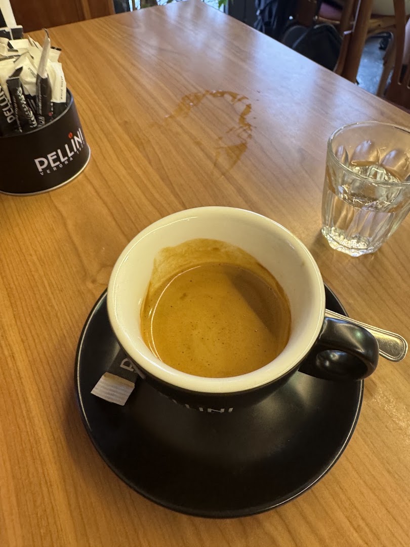 Mont real cafè, Milano