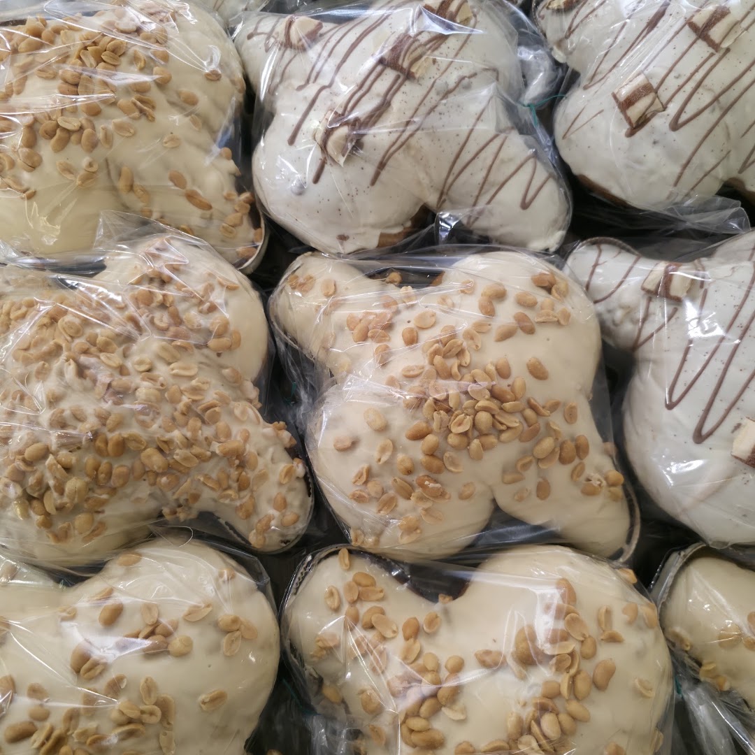 MONTECAKES