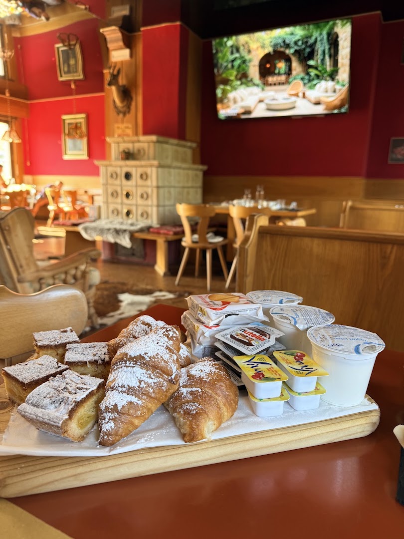 Monterovere Ristorante Bar B&B