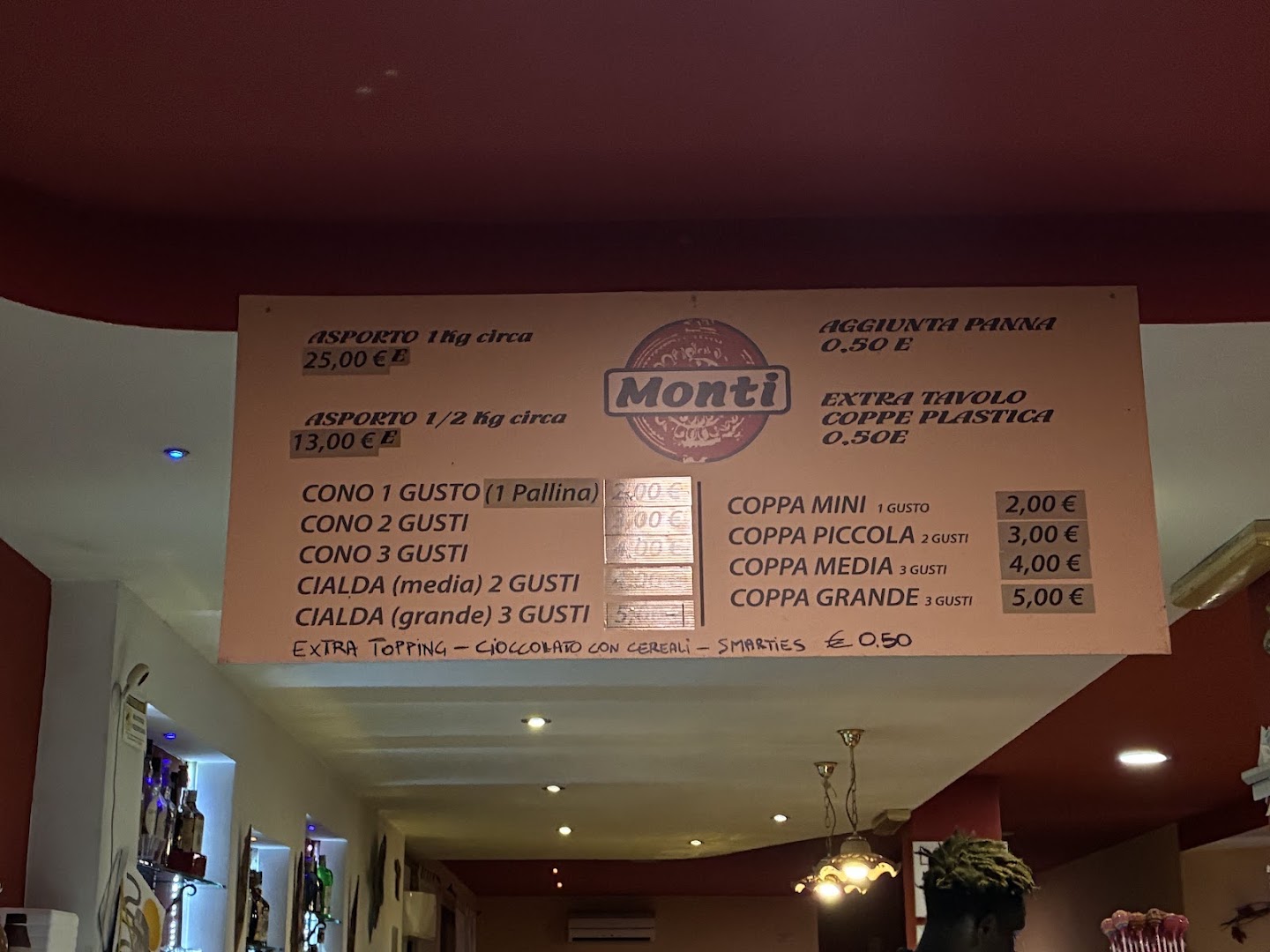 Monti - Bar Gelateria Risto Wine