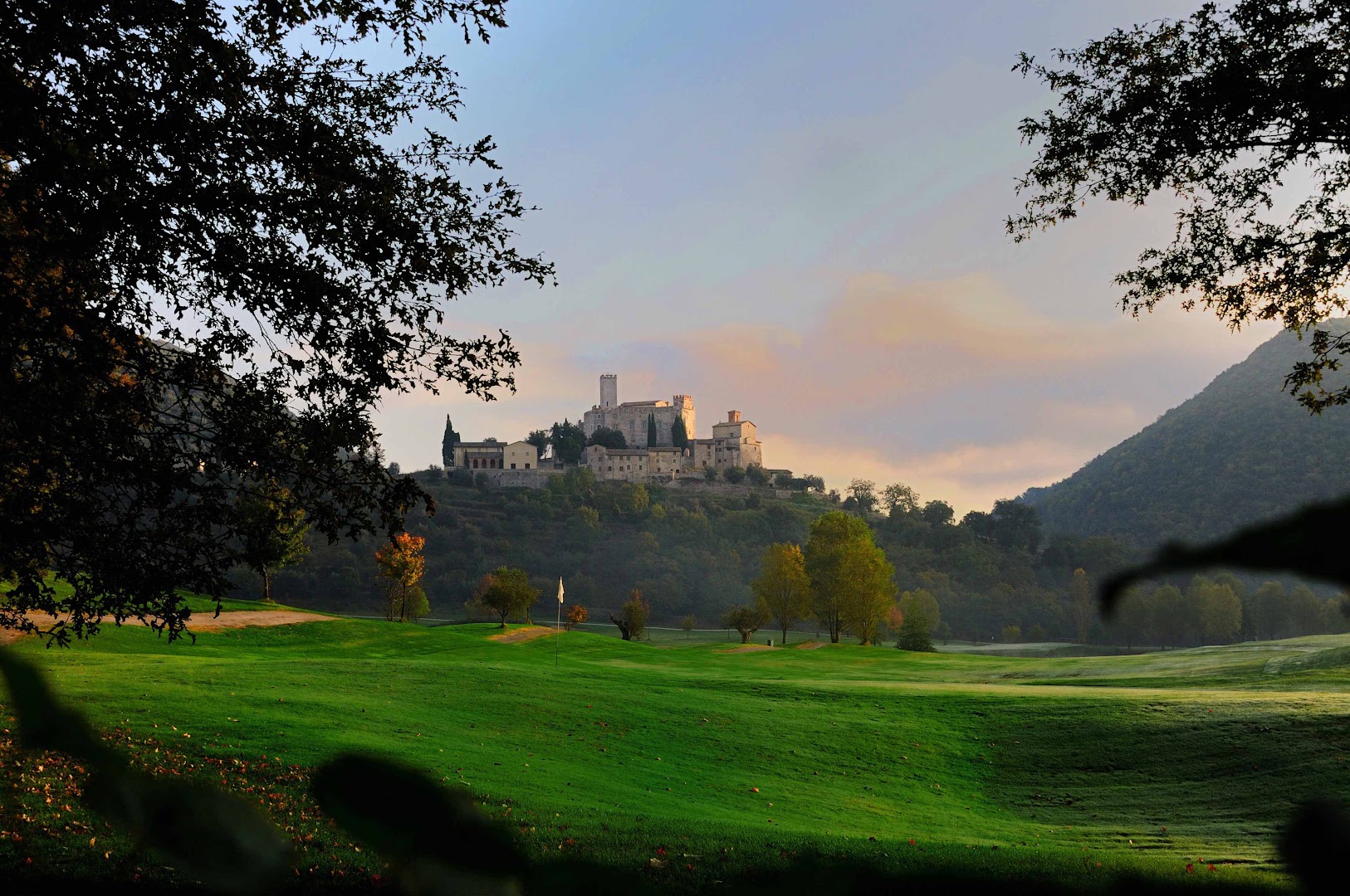 Monti Del Tezio