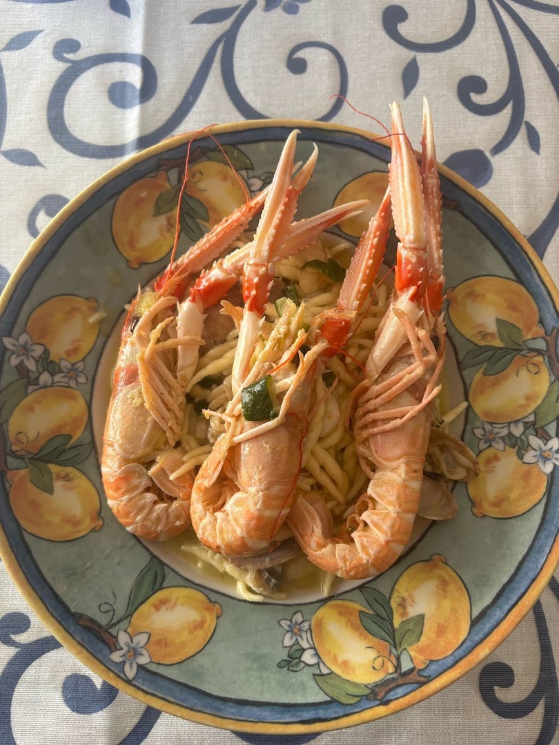 Montimare Crazy Fish & Game Bar Cucina di Mare