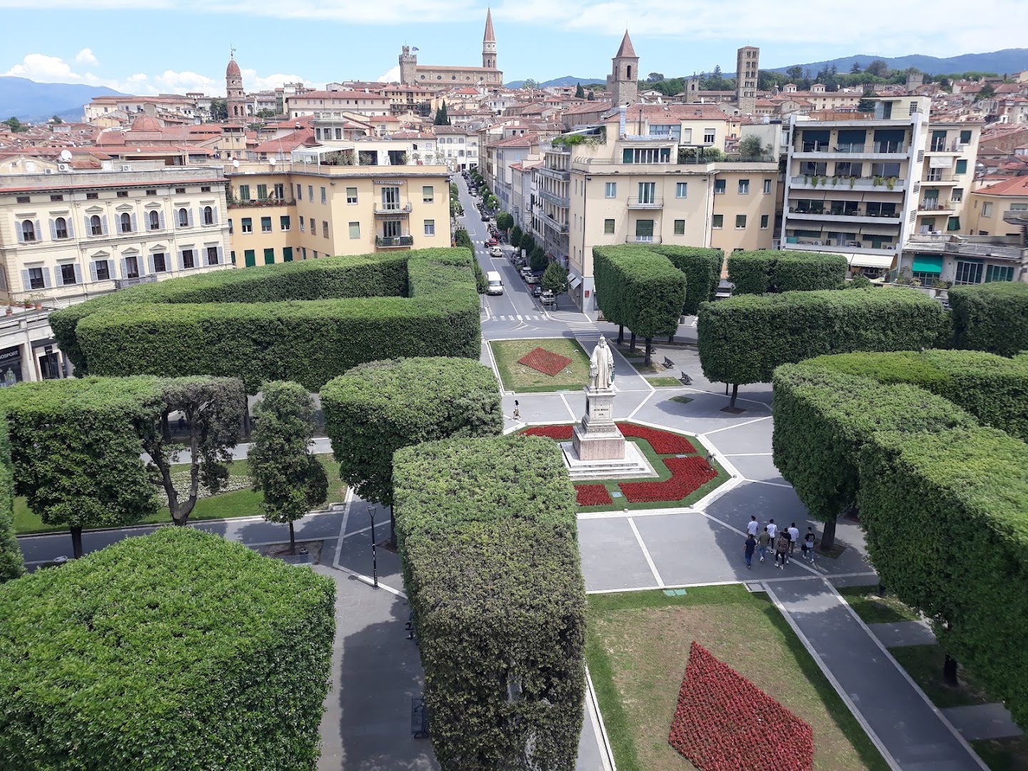 Monumento a Guido Monaco, Arezzo