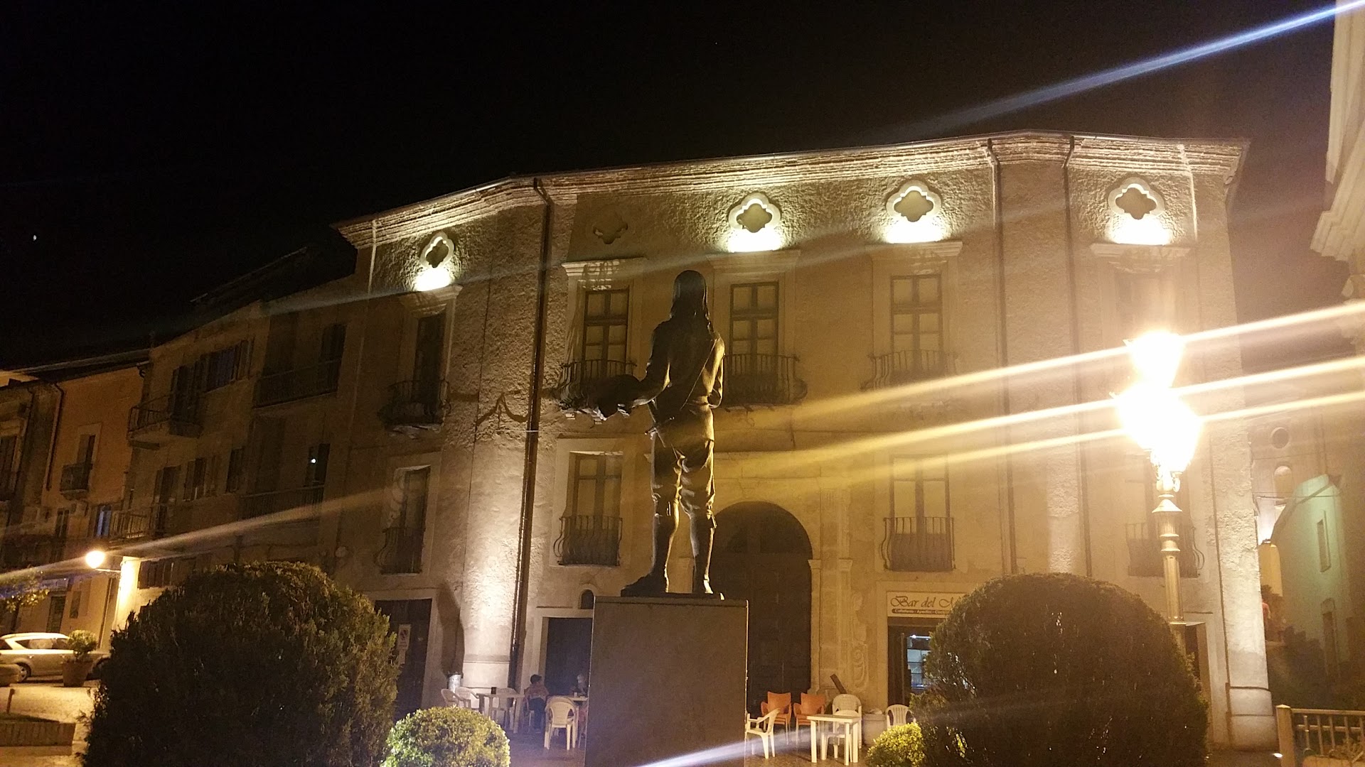 Monumento a Mattia Preti