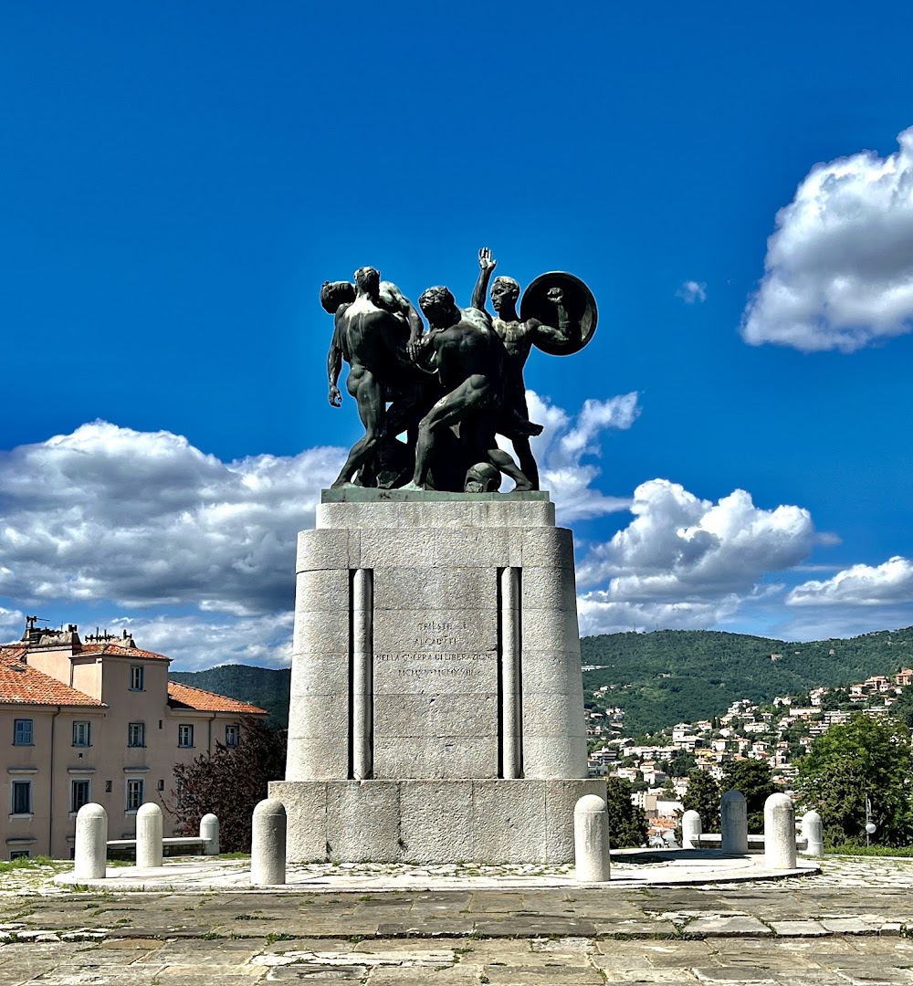 Monumento ai Caduti di Trieste