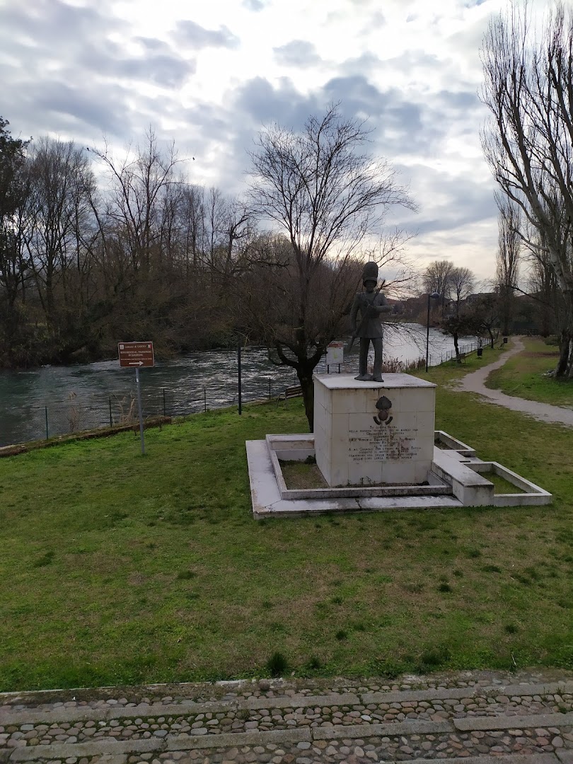 Monumento al Bersagliere, Goito