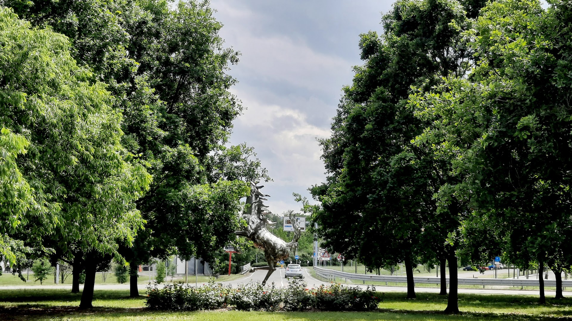 Monumento al Cavallino Rampante