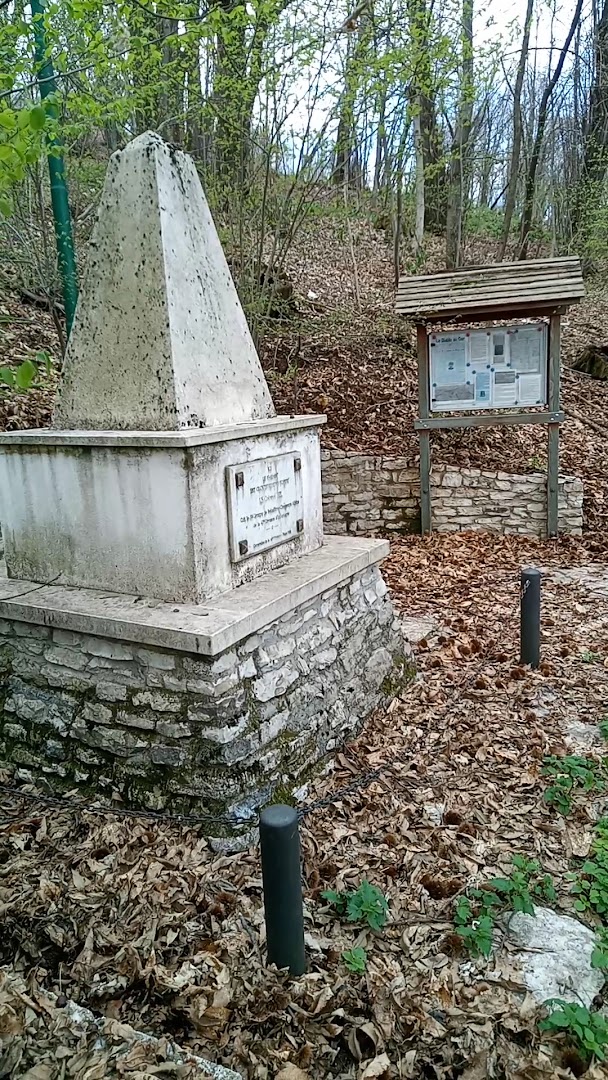 Monumento al Collonnello Ferreol - François Bel, Cavaso del Tomba