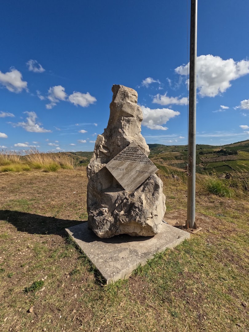 Monumento e Museo di Pianto Romano