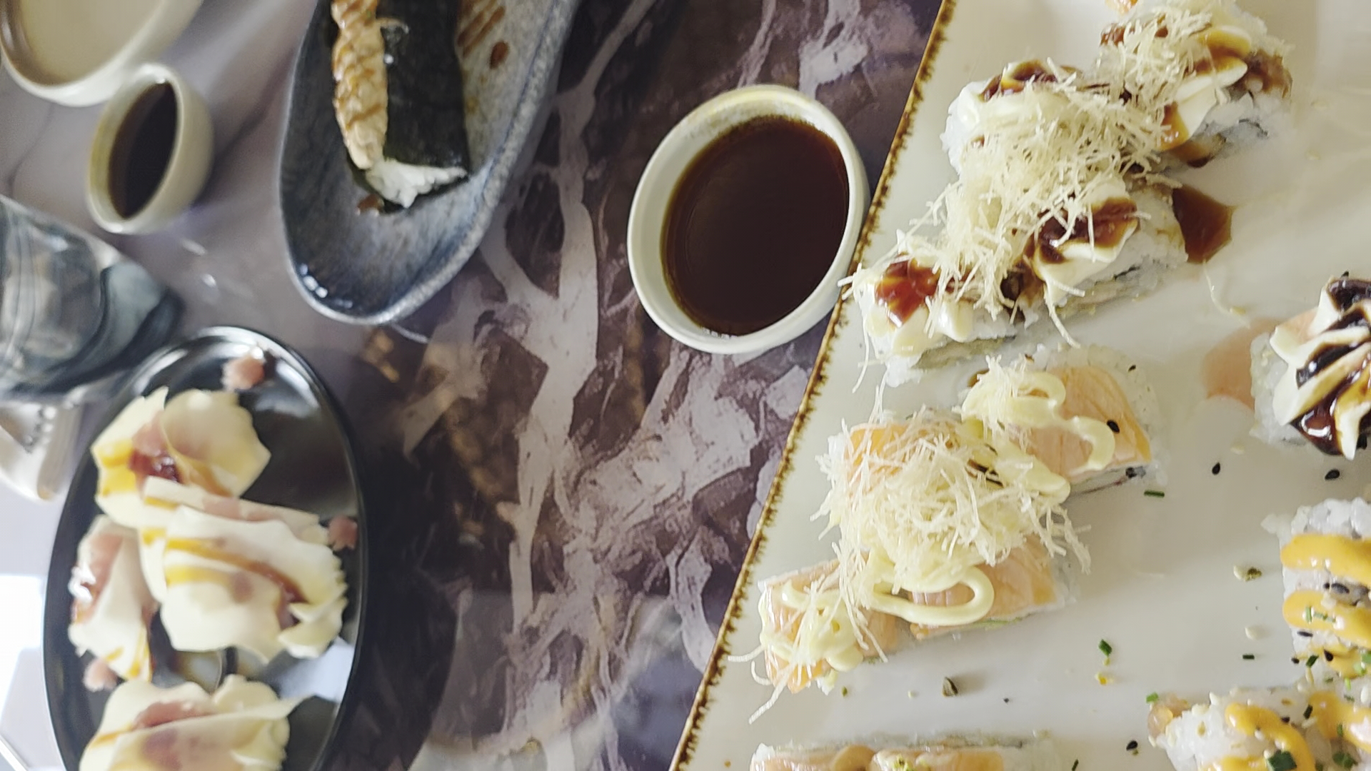MOOD Bareggio - Sushi, Asian Food & More