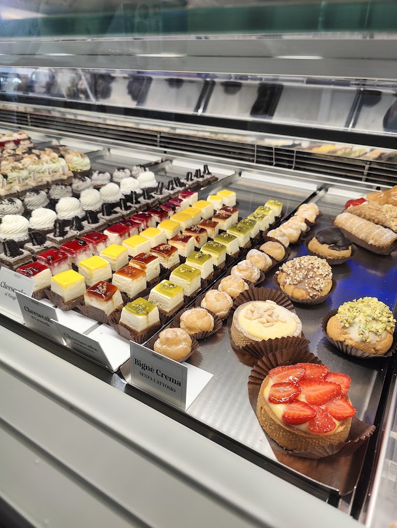 Mood Cafè Cakes & Drinks