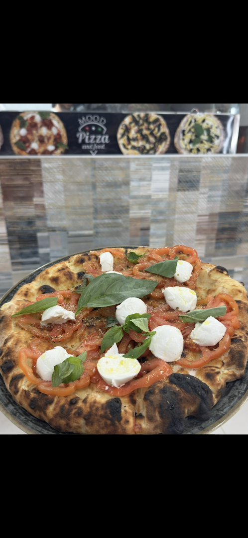 Mood Pizza And Food