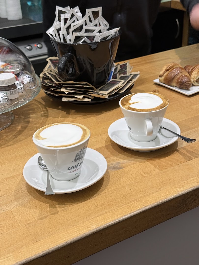 Moon Cafè