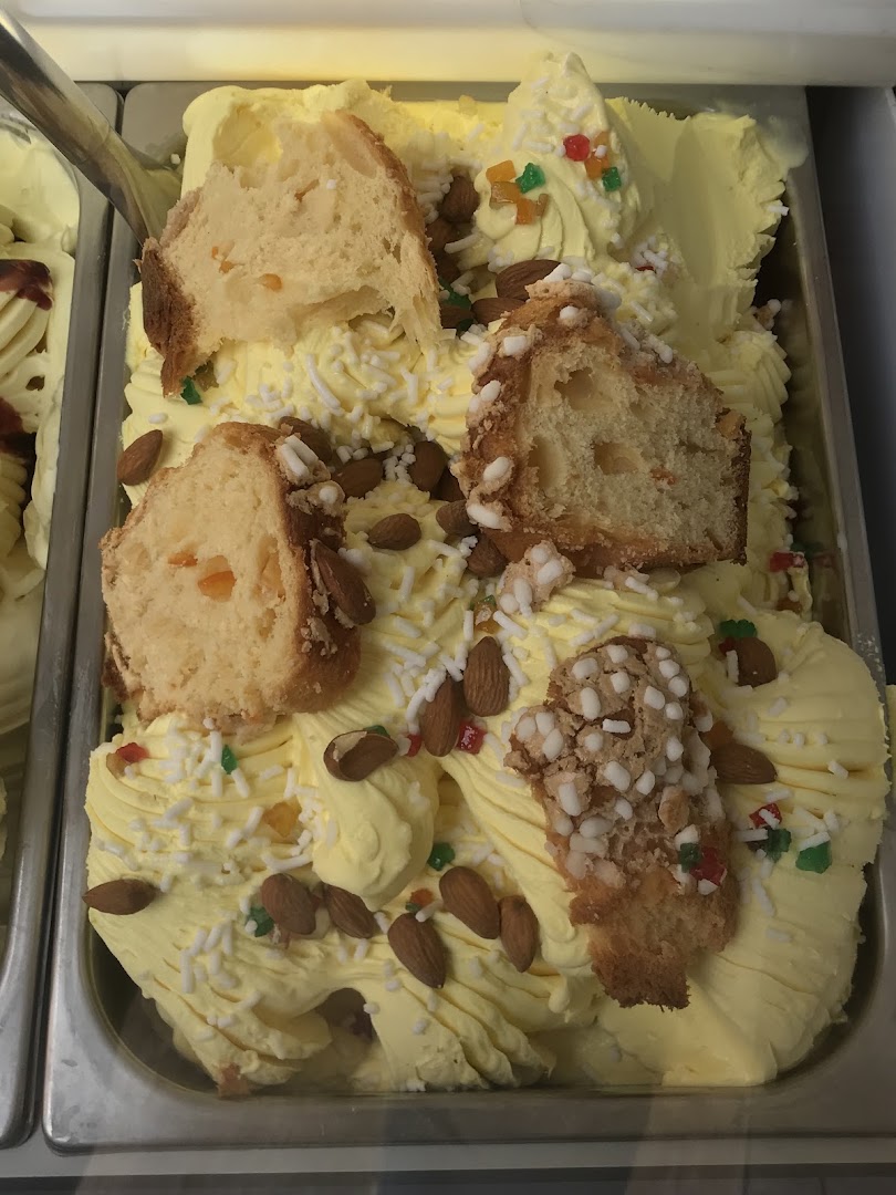 Moonlight Bar Gelateria Pizzeria