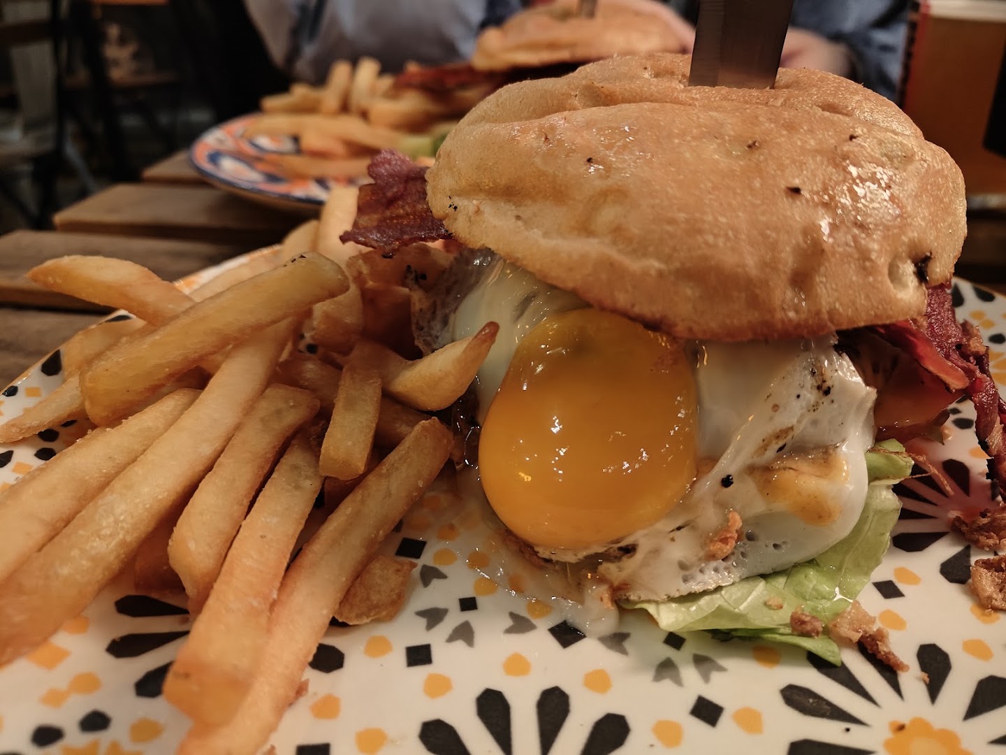 Mosy - Grill House & Cocktail Temple