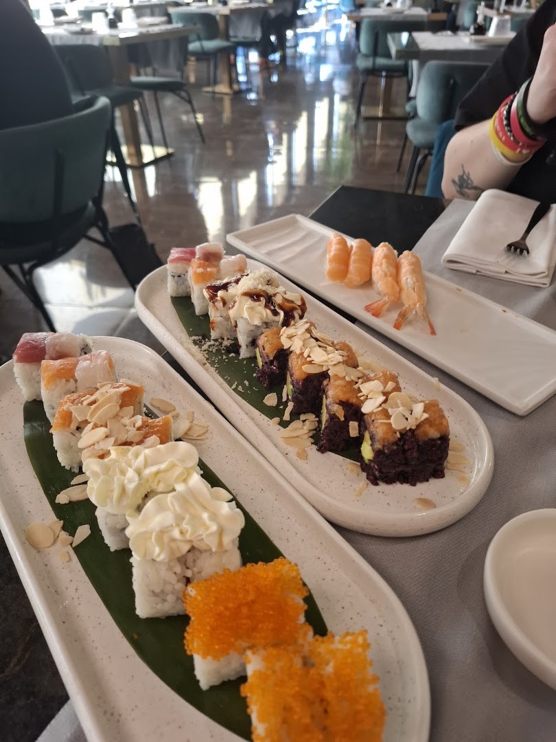 Moya Asian Fusion Restaurant
