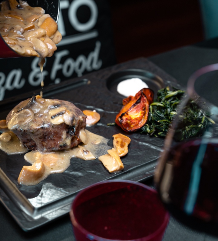 Moyto Pizzeria & Food