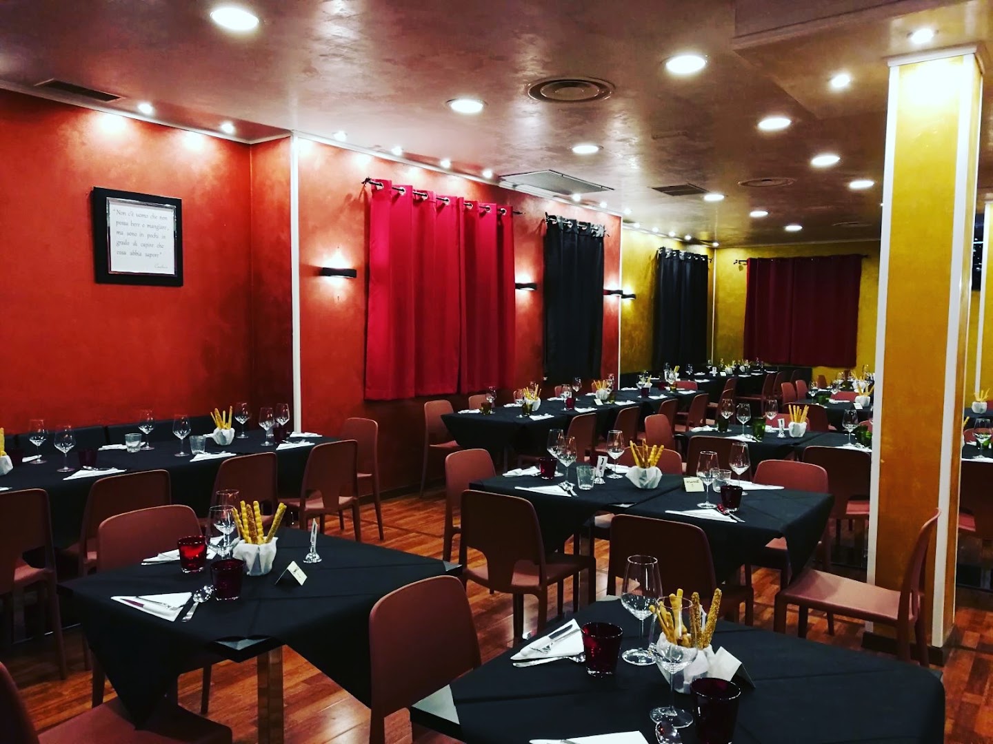 Moyto Pizzeria & Food