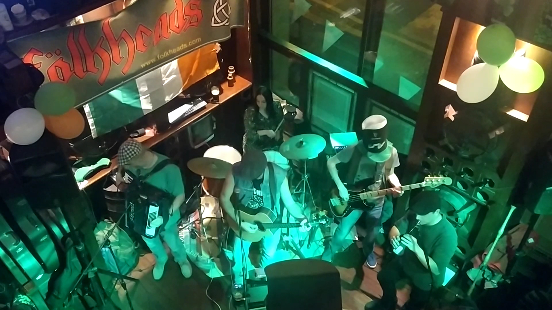Mulligans Irish Pub & Restaurant