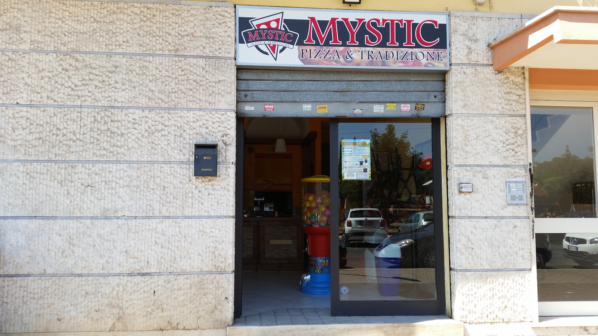Mystic Pizza