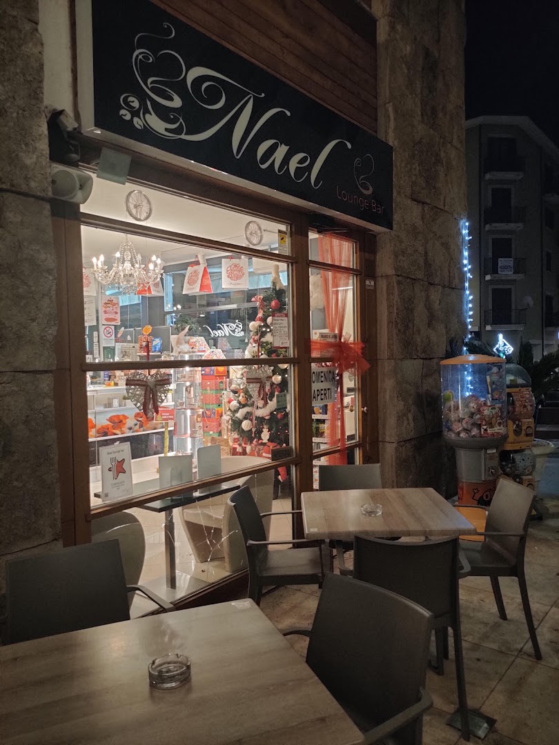Nael Lounge Bar