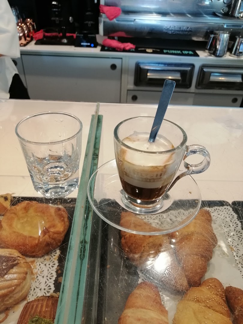 Nairobi drink and coffee bar