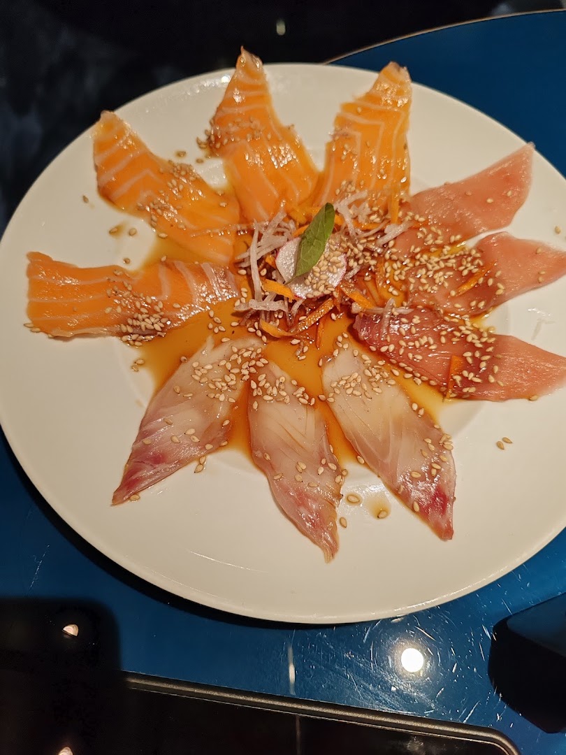 NAMA CREATIVE SUSHI