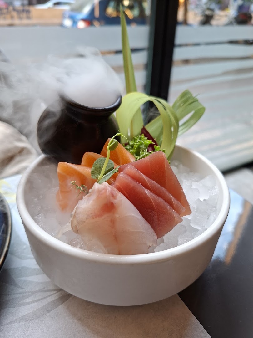 Nara Sushi Japanese restaurant