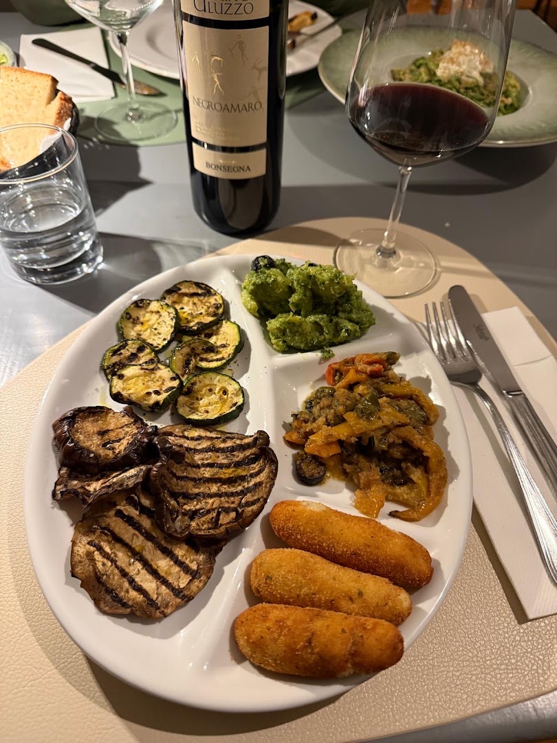 Nauna Pizzeria - Trattoria Terra e Mare