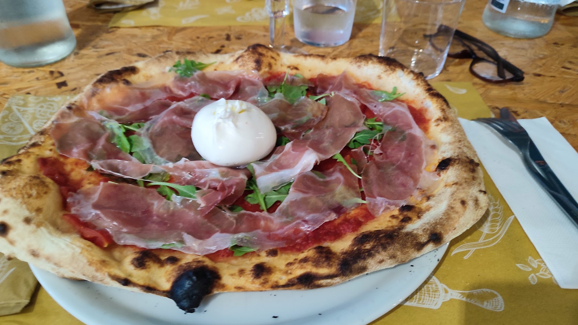 Naviglio Pizzeria Gelateria