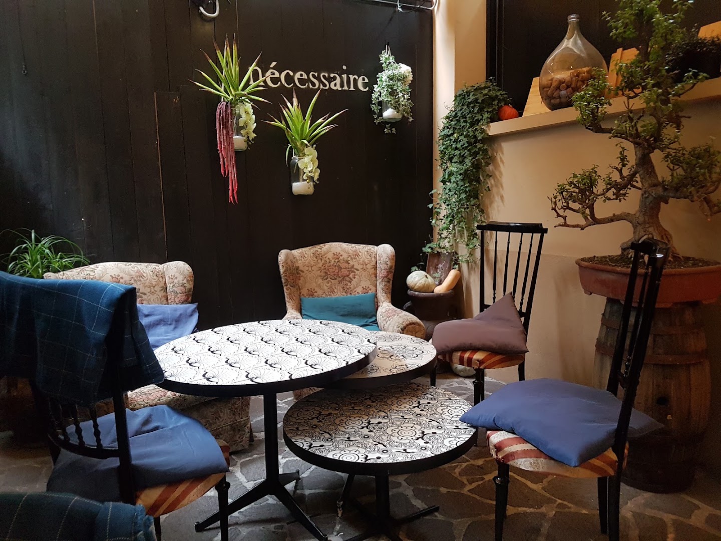 Nécessaire Bistrot