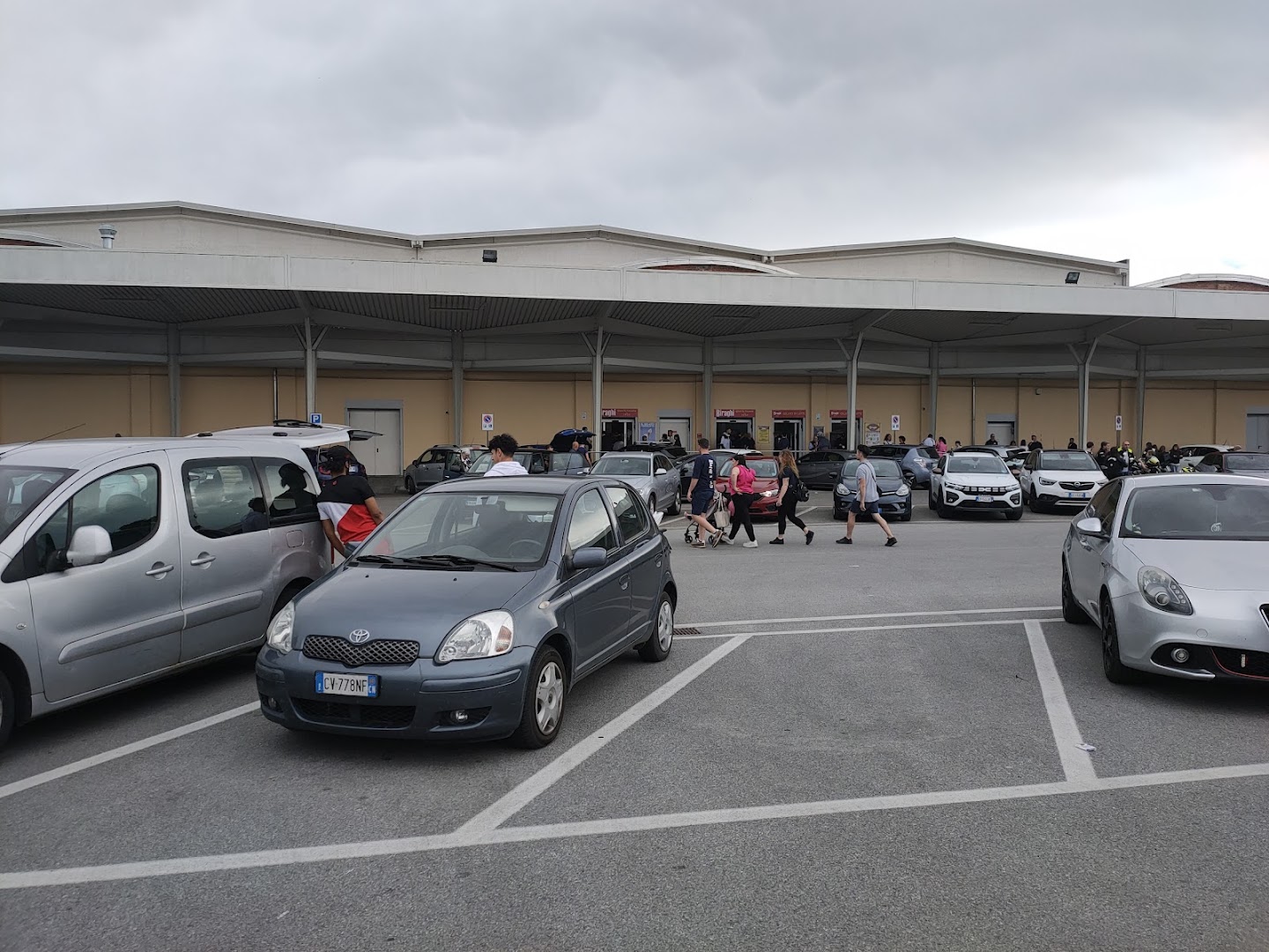 Negozio Biraghi Cavallermaggiore - Spaccio Freschi
