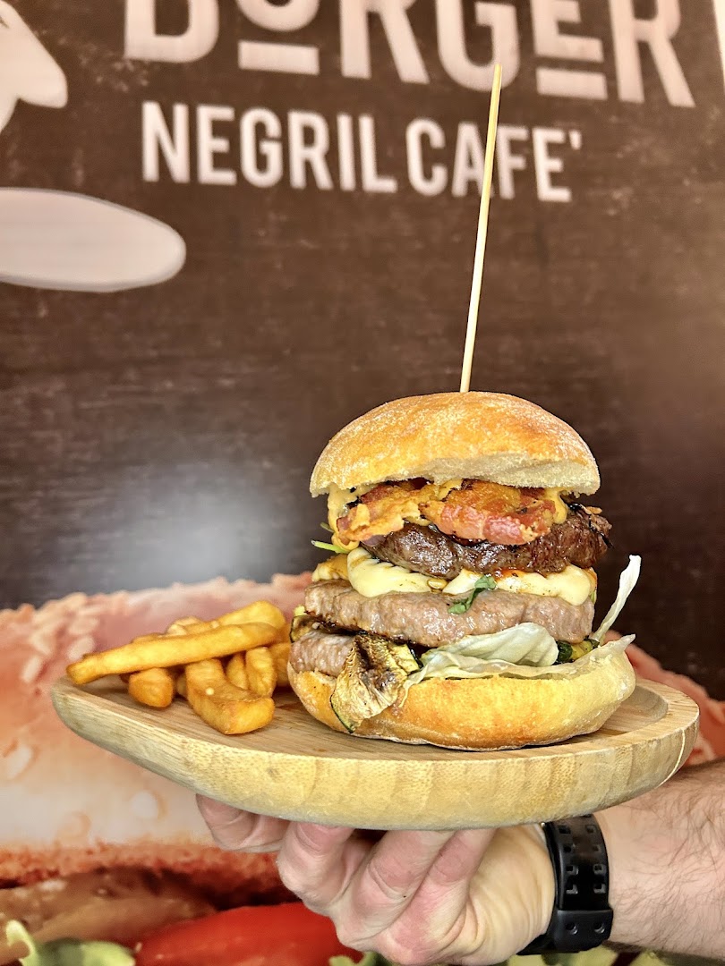 Negril Cafe'