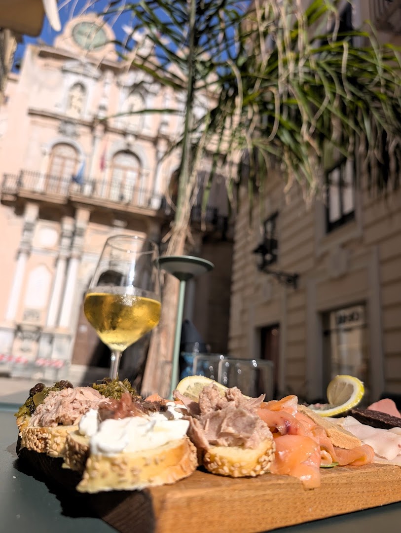 Nele Taste of Sicily