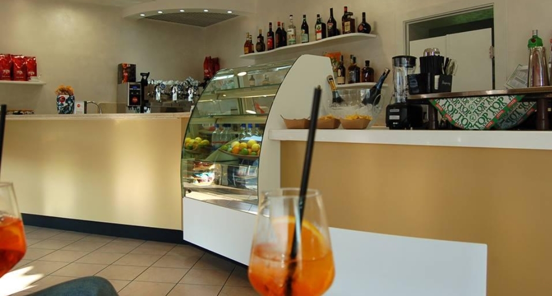 Neni Bar
