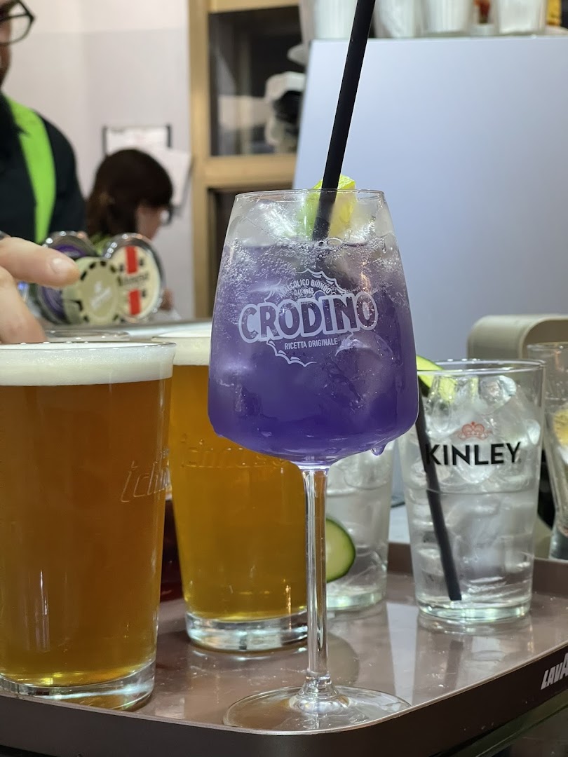 Nenni's Bar