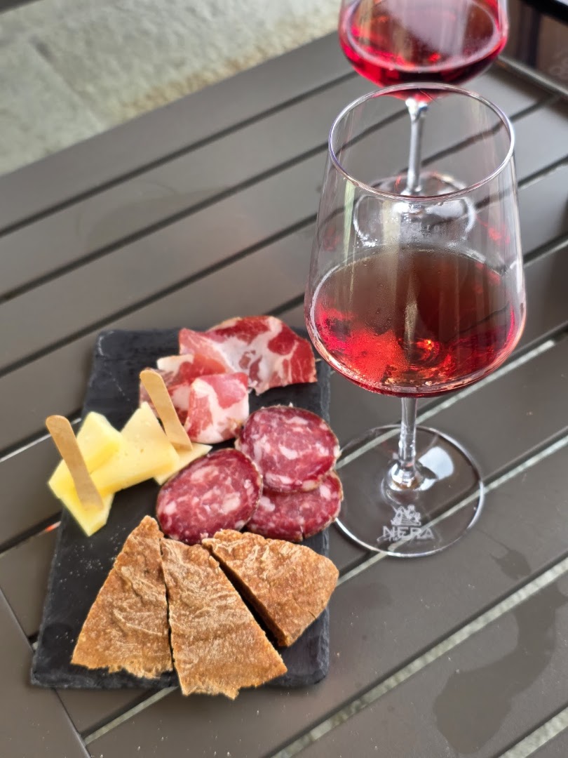 Nera Vini - Casa Vinicola Pietro Nera - WineBar