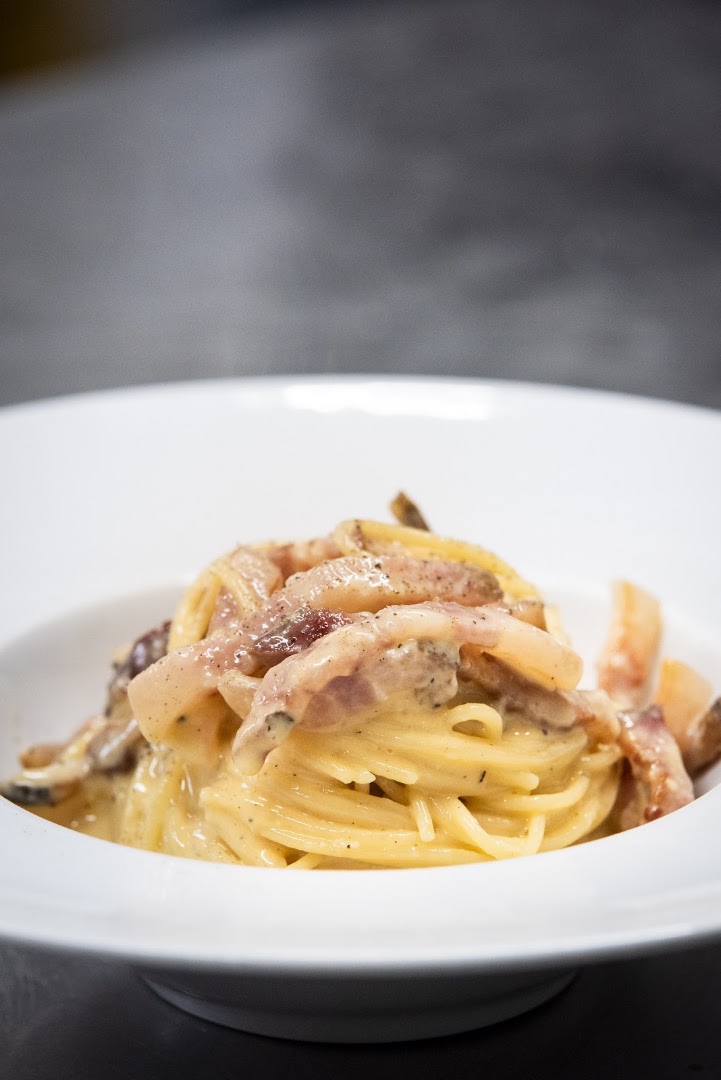 Nerocarbone al Bastione– Cocktail bar e Cucina Mediterranea