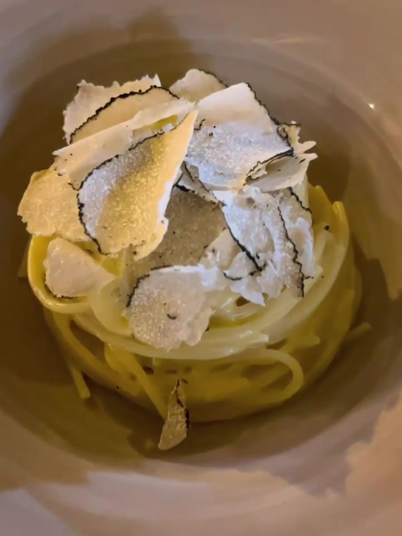Nerocarbone al Bastione– Cocktail bar e Cucina Mediterranea