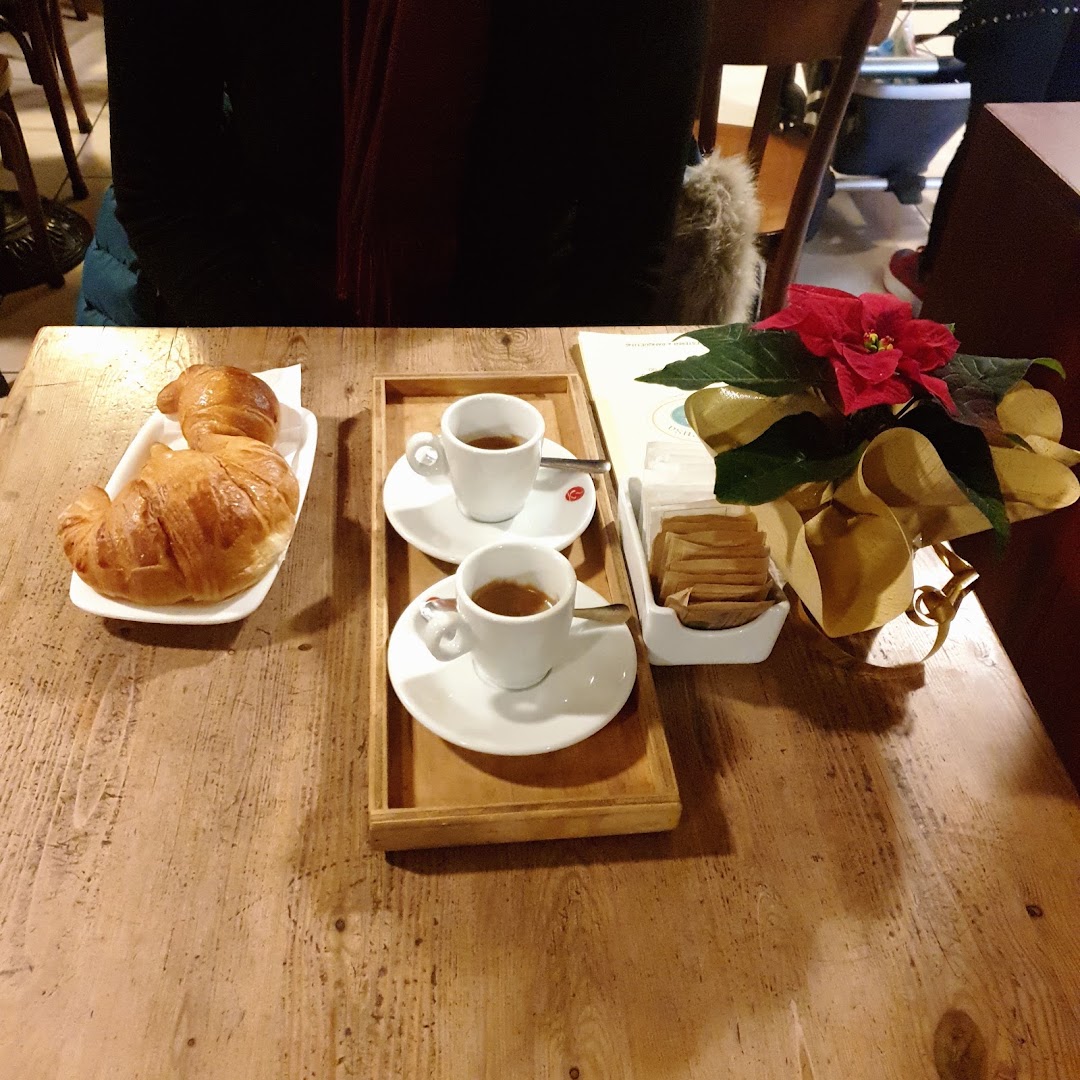 Nettare Dei Santi, Milano