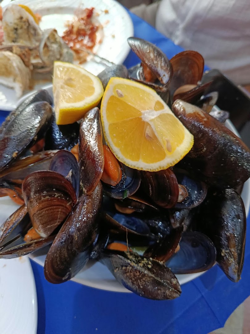 Nettuno ristorante pizzeria, Roseto Capo Spulico