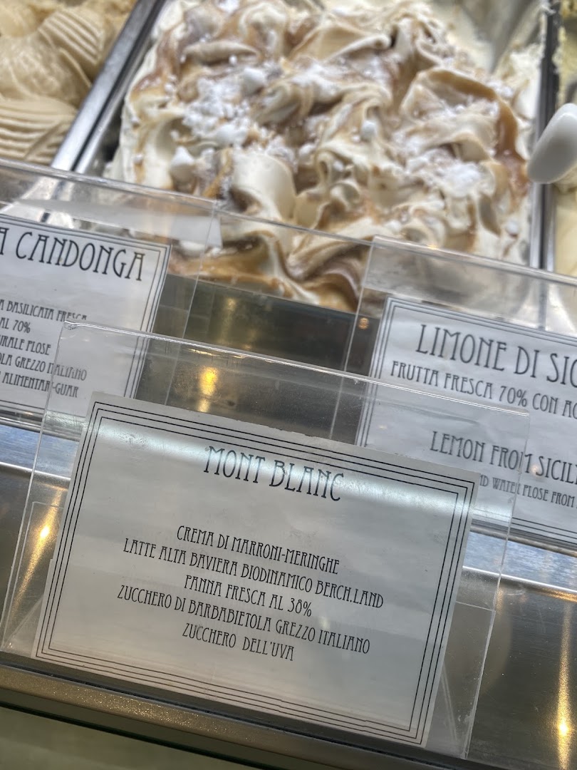 Neve di latte | Monteverde, Roma