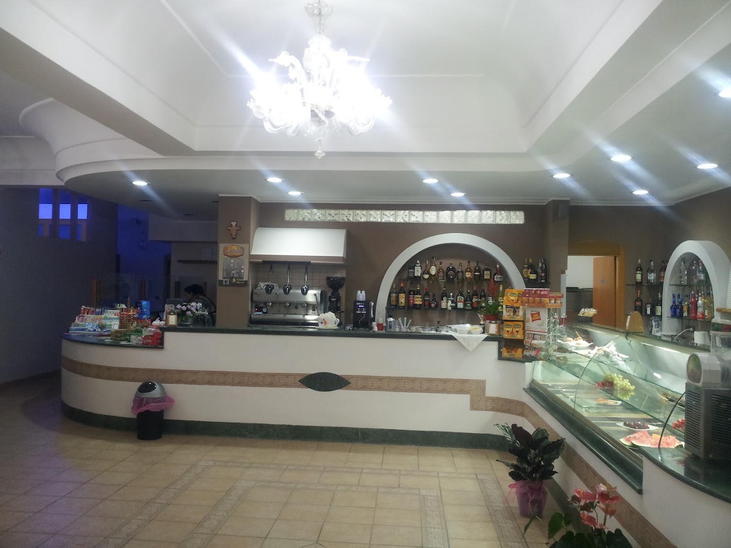 New Caffè Mediterraneo