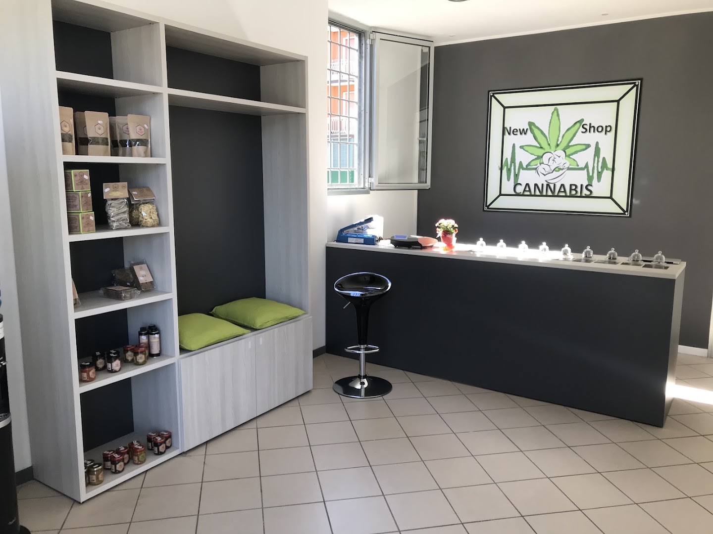NEW CANNABIS SHOP