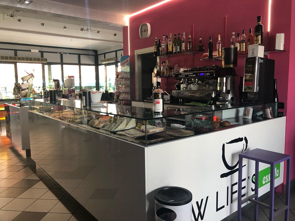 New Life's Bar