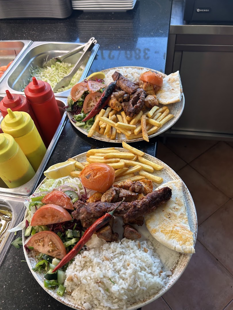 NEW POINT Pizzeria-Kebap-Grill-Bar