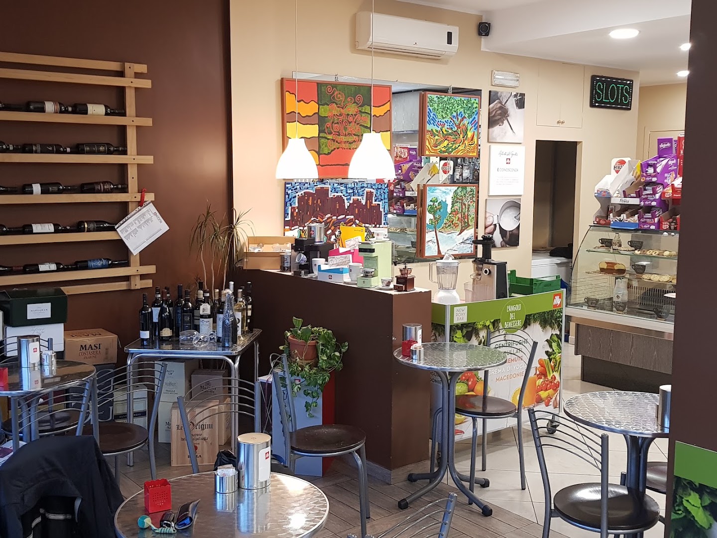 NEW ROXY BAR