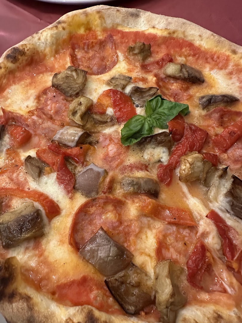 NEW The greasy pole - pizzeria