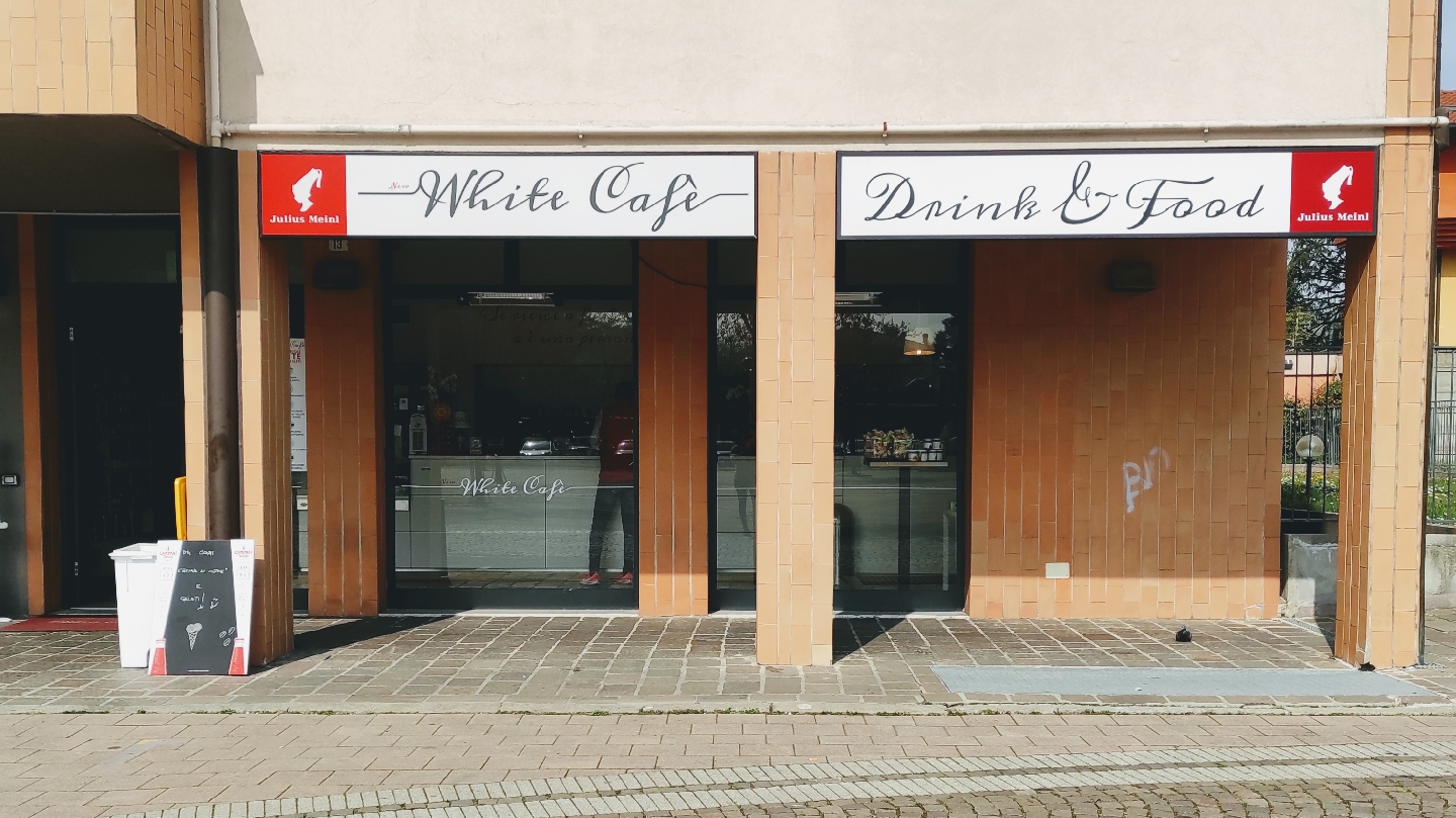 New White Cafè