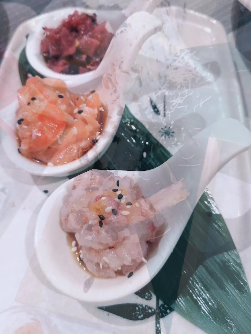 New World Sushi Bar